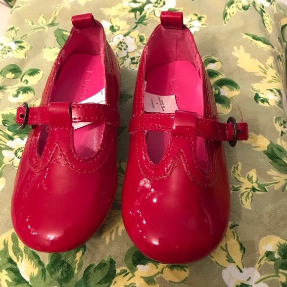 SOLD! 🌹 (Baby Gap, 6) Red Mary-Jane Shoes - Picture 1 of 8